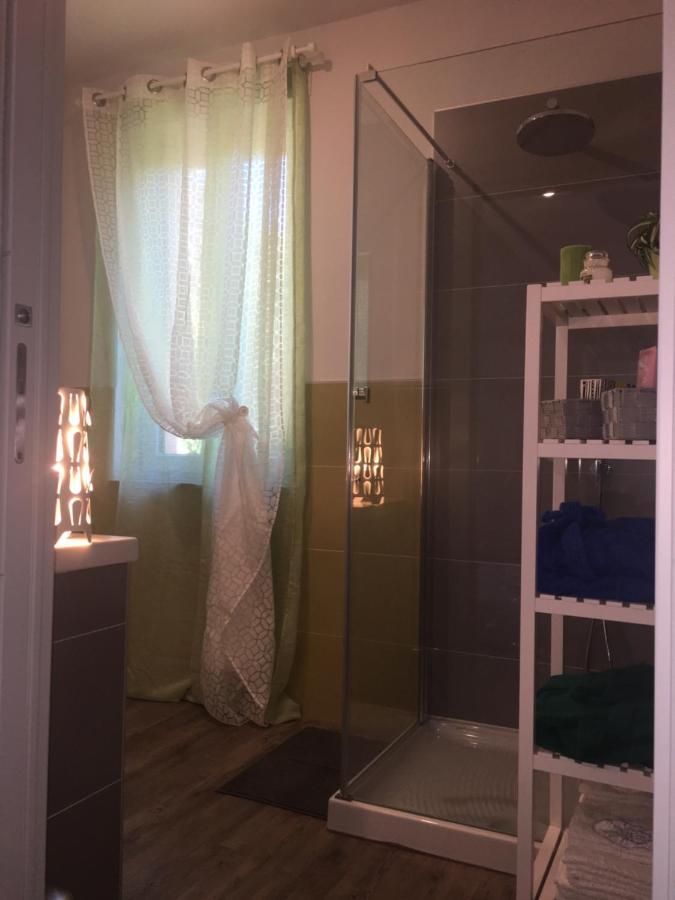 B&B Arcobaleno Longone al Segrino Exteriör bild