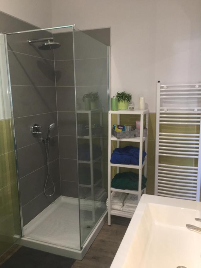 B&B Arcobaleno Longone al Segrino Exteriör bild
