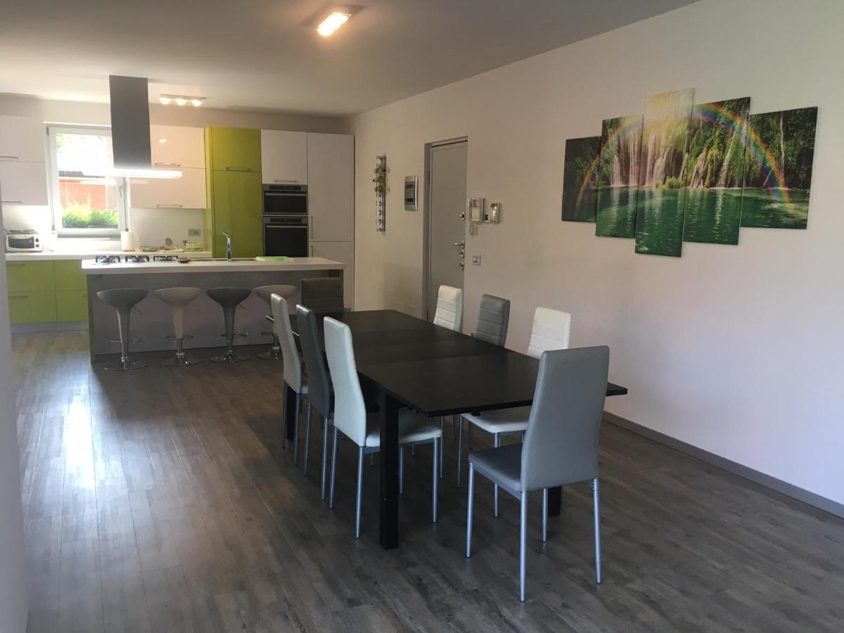 B&B Arcobaleno Longone al Segrino Exteriör bild